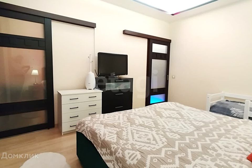 Продаётся 1-комнатная квартира, 46.7 м²