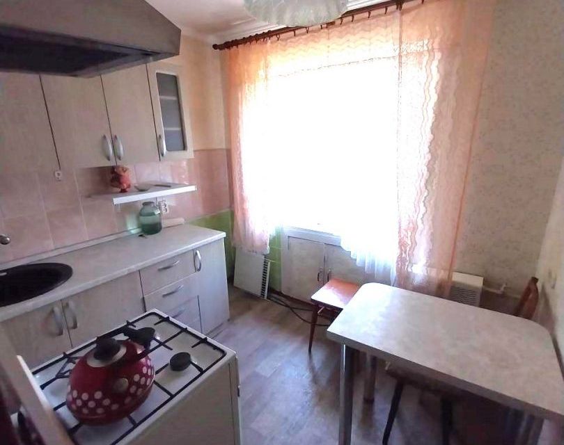 Продаётся 2-комнатная квартира, 42.6 м²