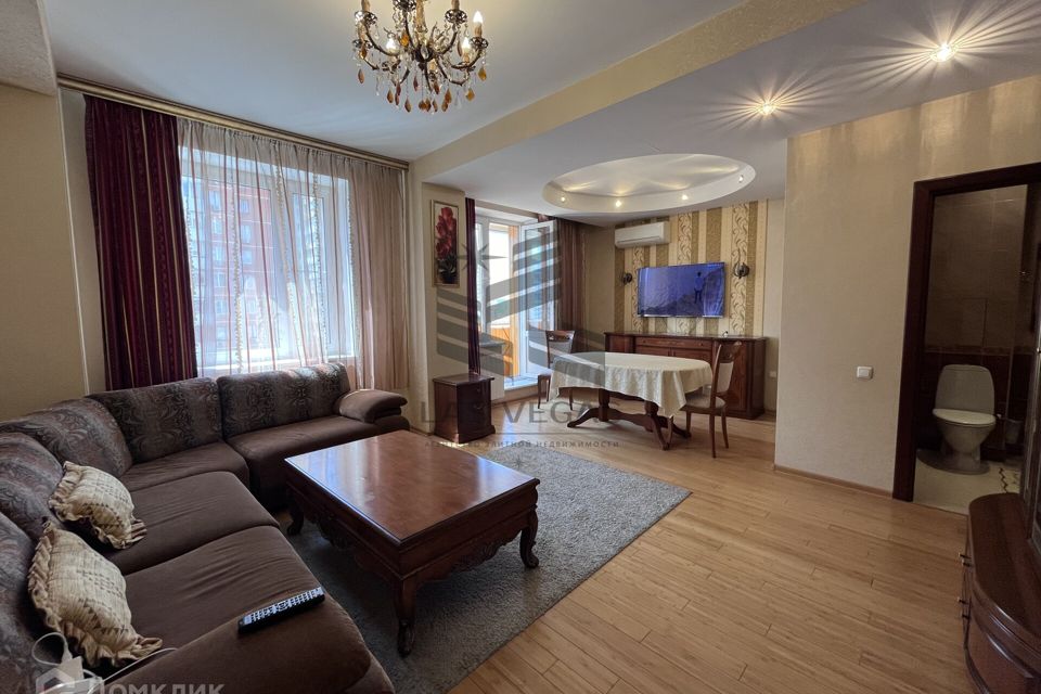 Сдаётся 3-комнатная квартира, 120 м²