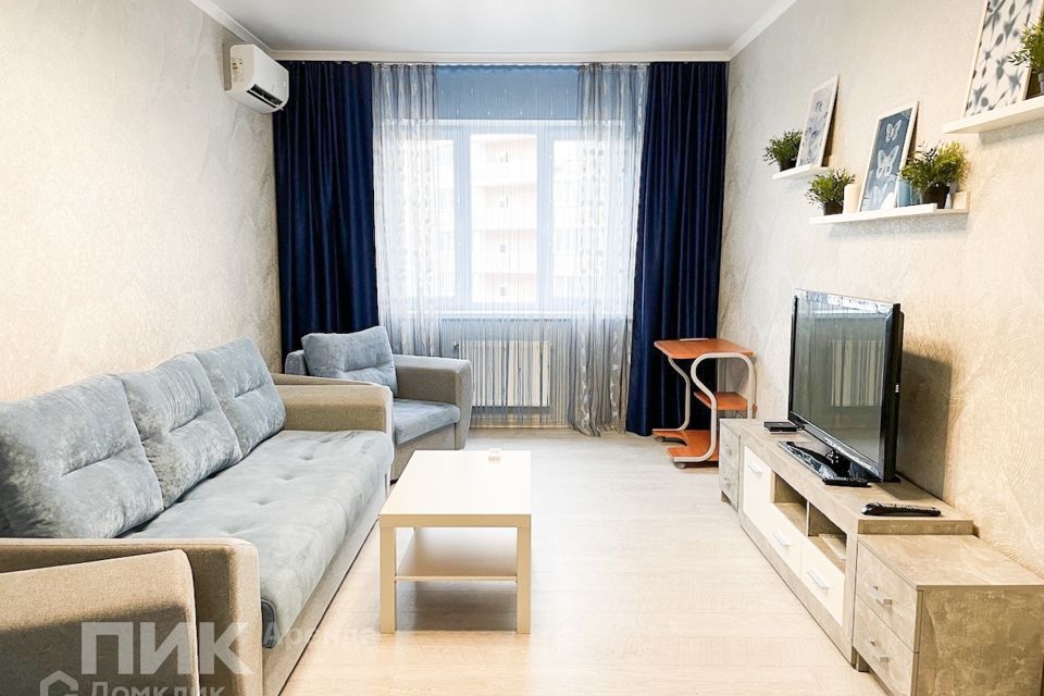 Сдаётся 2-комнатная квартира, 64 м²