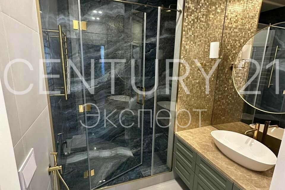 Продаётся 3-комнатная квартира, 102.4 м²
