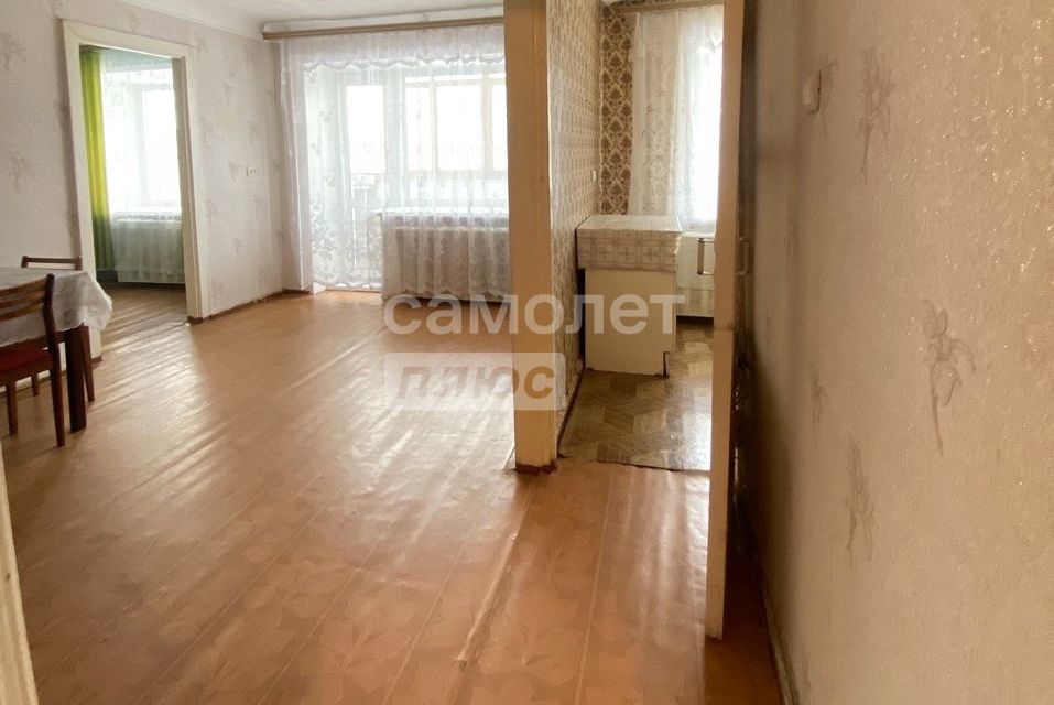 Продаётся 3-комнатная квартира, 54.5 м²