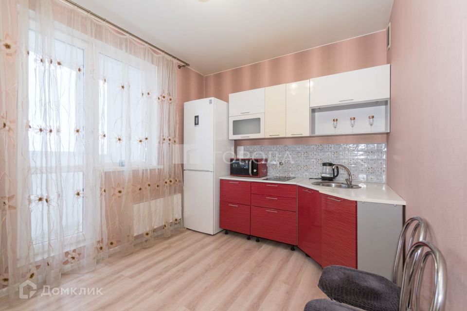 Продаётся 1-комнатная квартира, 43 м²