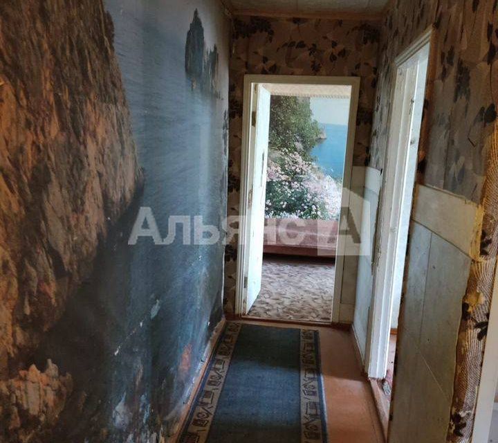 Продаётся 3-комнатная квартира, 57.8 м²