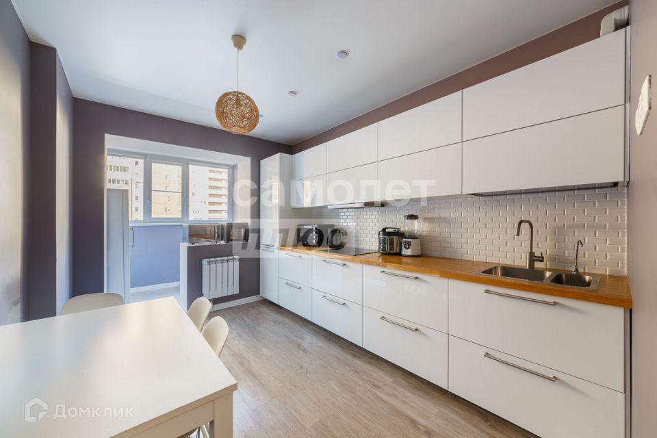 Продаётся 3-комнатная квартира, 92 м²