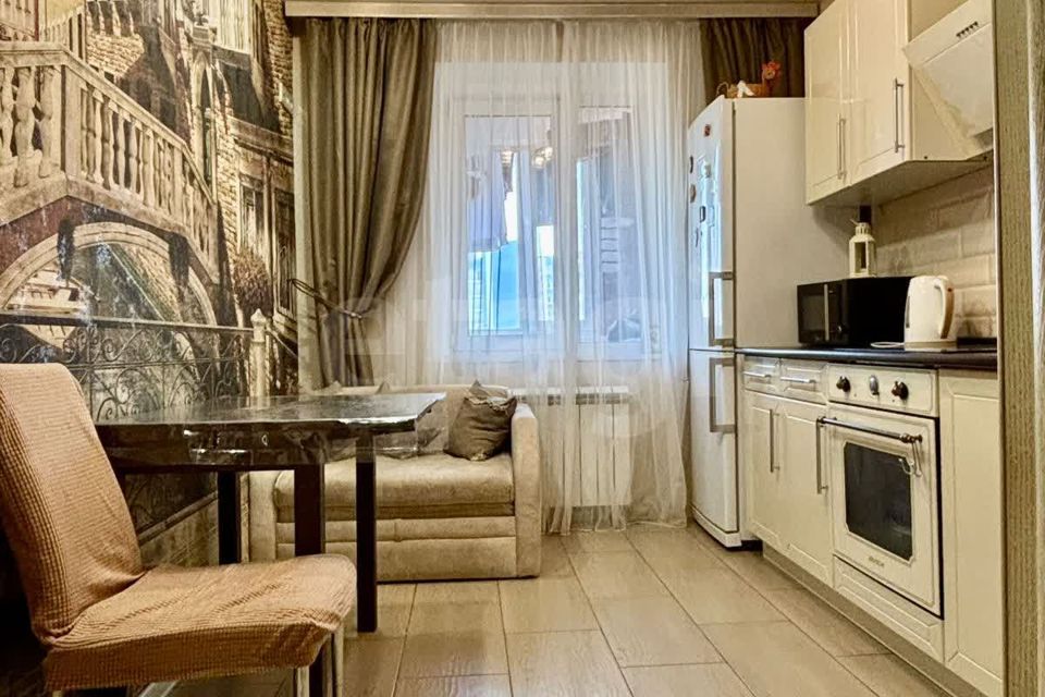 Продаётся 2-комнатная квартира, 61 м²