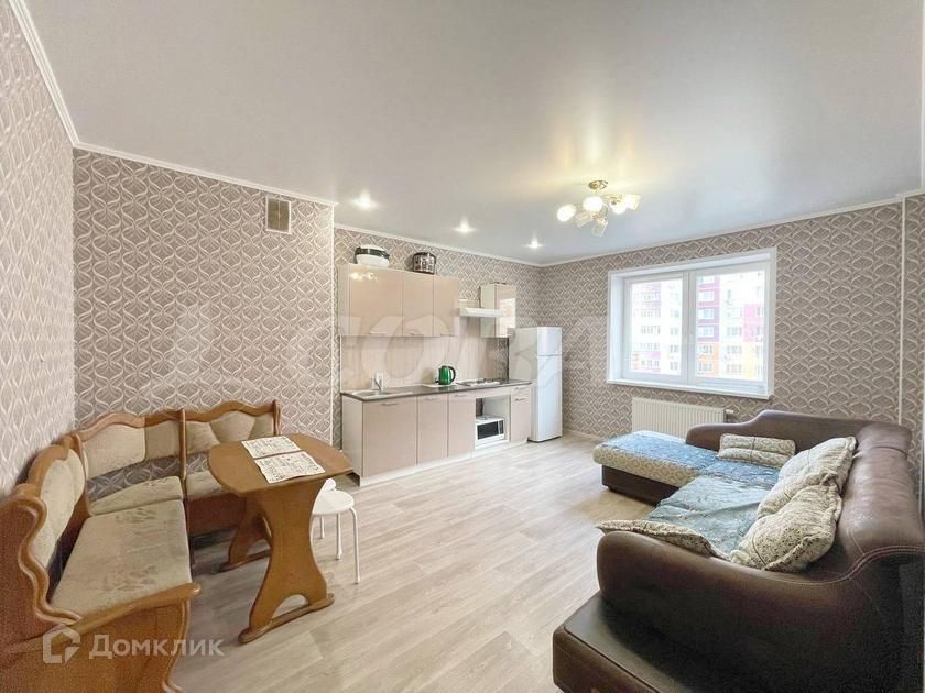 Сдаётся 3-комнатная квартира, 77 м²