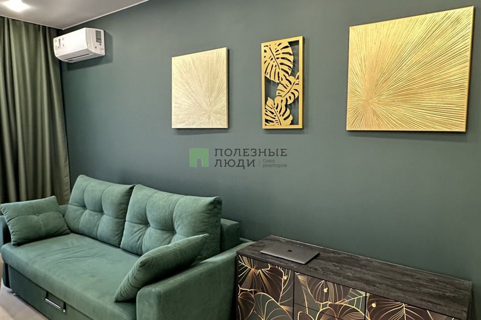 Продаётся 1-комнатная квартира, 43.3 м²