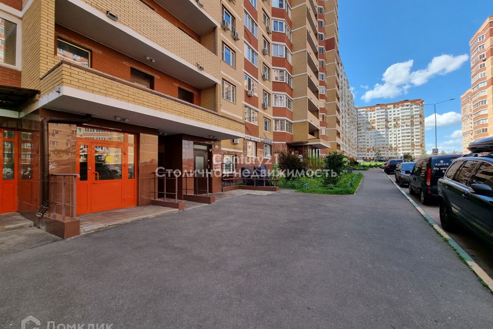 Продаётся 1-комнатная квартира, 38 м²