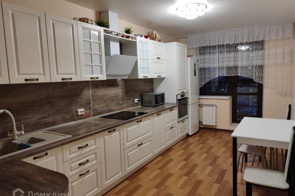 Сдаётся 2-комнатная квартира, 60 м²
