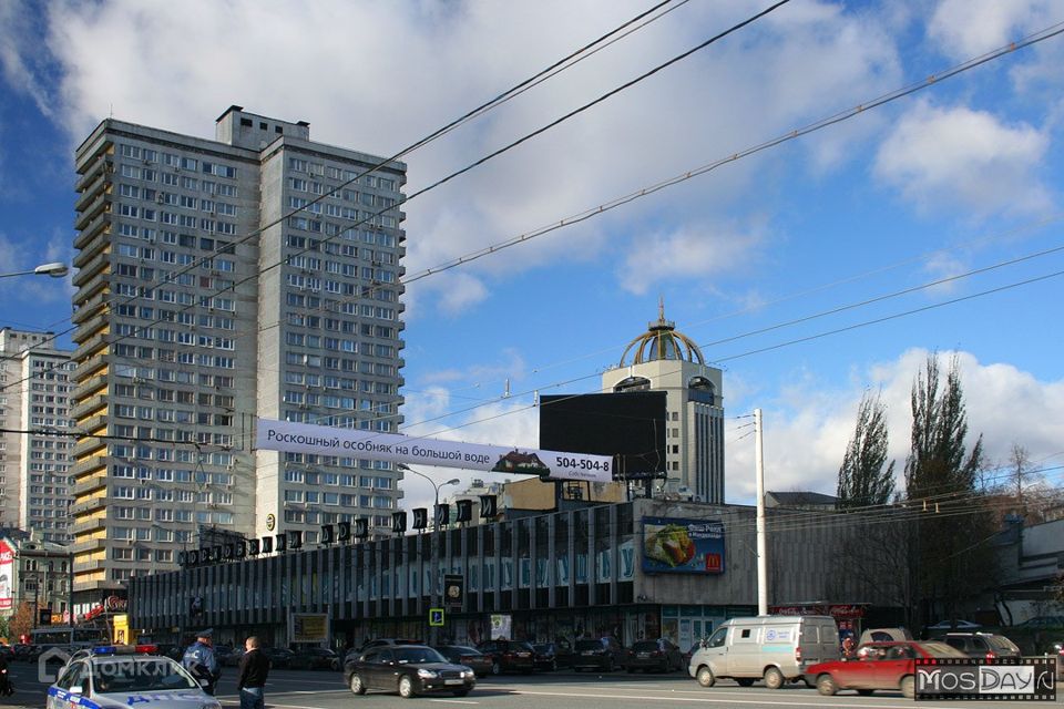 Дом книги московская ул 9а фото Снять 2-Комнатную Квартиру Без Посредников в 182-м квартале (Москва) - предложен