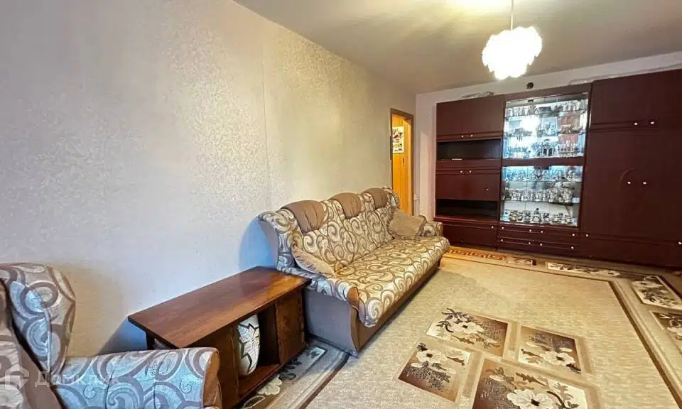 Продаётся 3-комнатная квартира, 42.2 м²