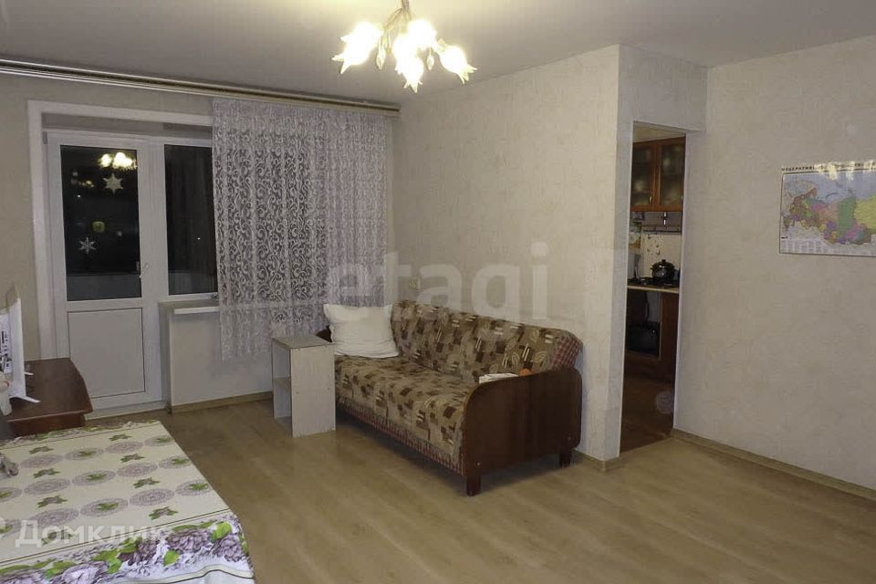 Продаётся 3-комнатная квартира, 54.4 м²