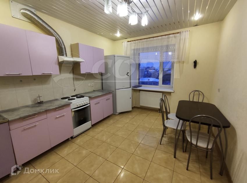 Сдаётся 2-комнатная квартира, 62 м²