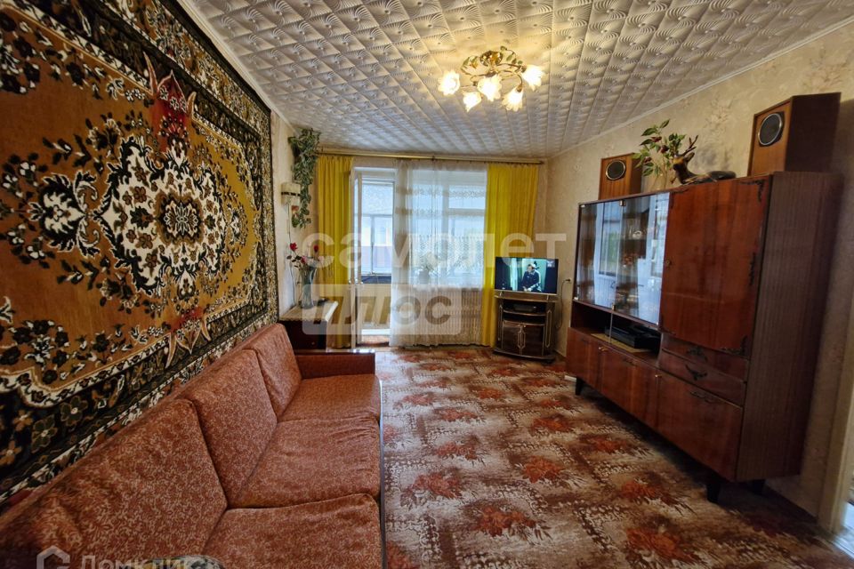 Продаётся 3-комнатная квартира, 51.2 м²
