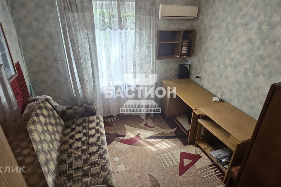Продаётся 3-комнатная квартира, 70.6 м²
