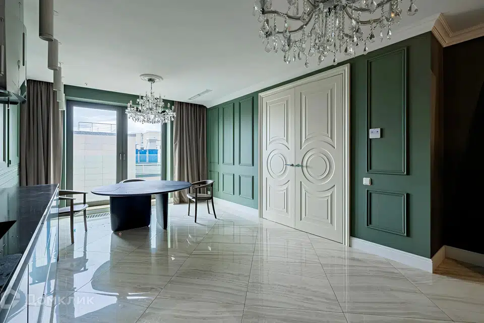 Продаётся 2-комнатная квартира, 125 м²
