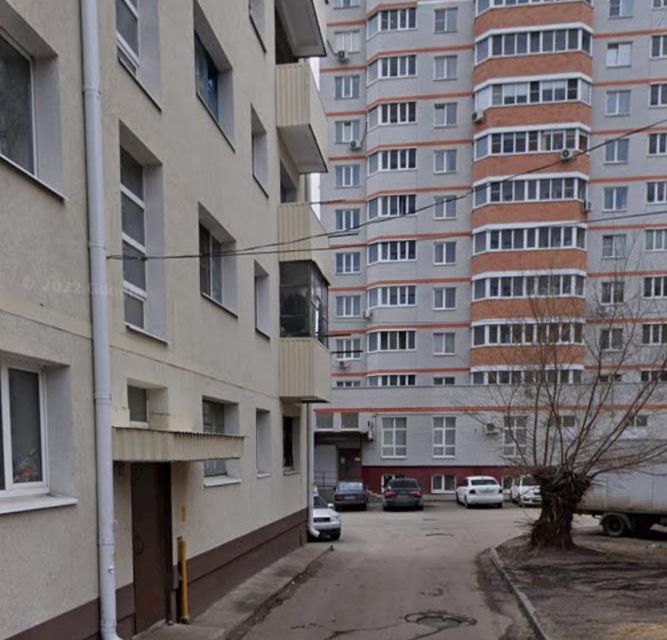 Продаётся 5 комнат в 5-комн. квартире, 17 м²