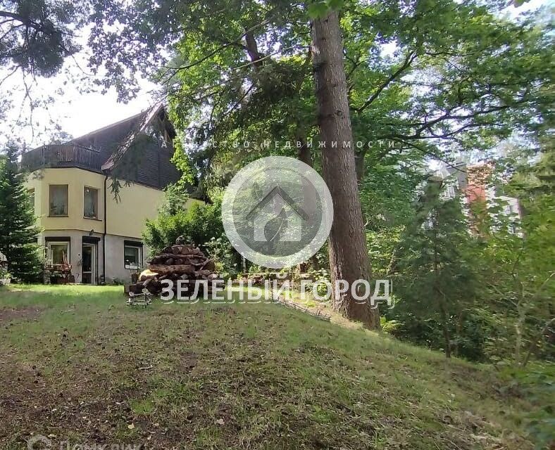 Продаётся 4-комнатная квартира, 106 м²