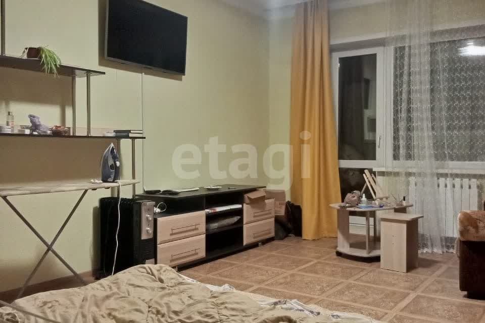 Продаётся 1-комнатная квартира, 40.3 м²
