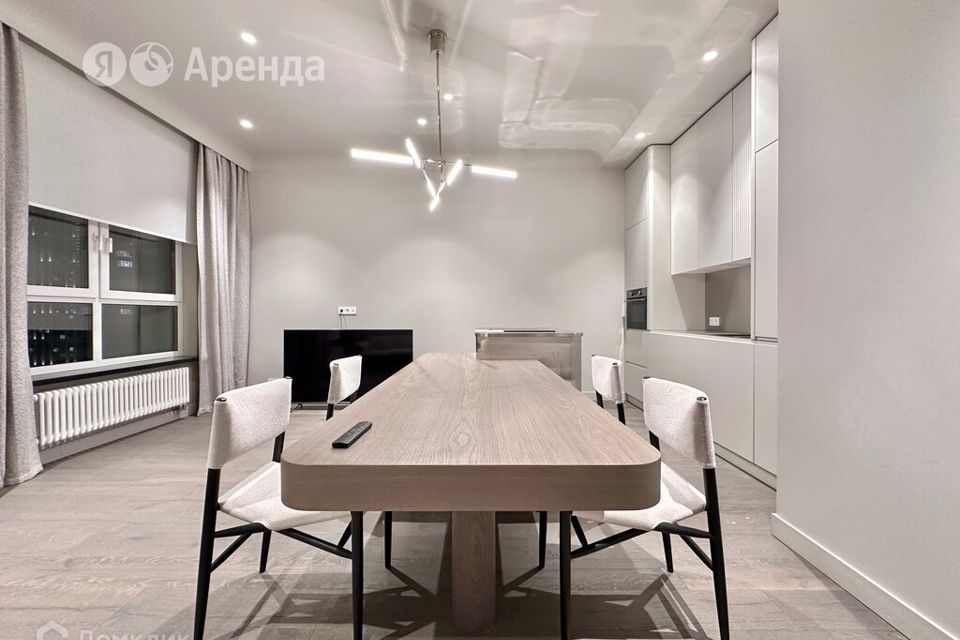 Сдаётся 2-комнатная квартира, 68 м²