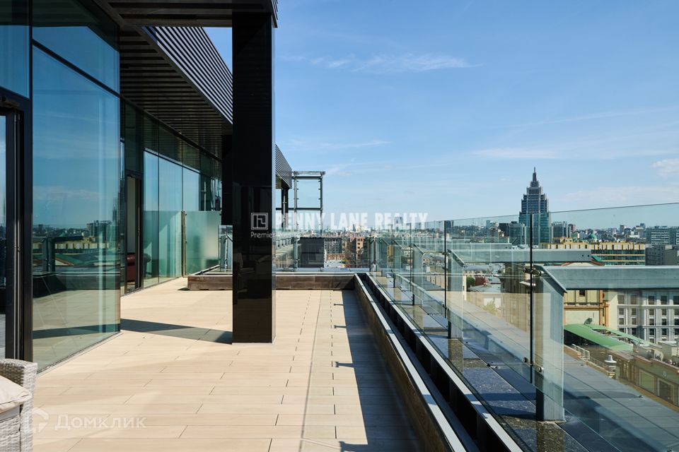 Продаётся 4-комнатная квартира, 148 м²