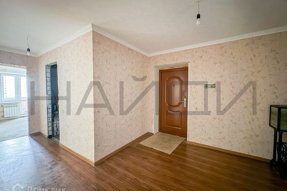 Продаётся 2-комнатная квартира, 77.3 м²