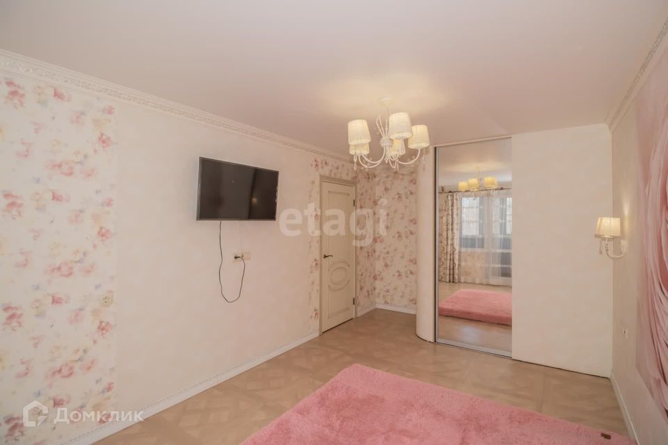 Продаётся 3-комнатная квартира, 76.7 м²