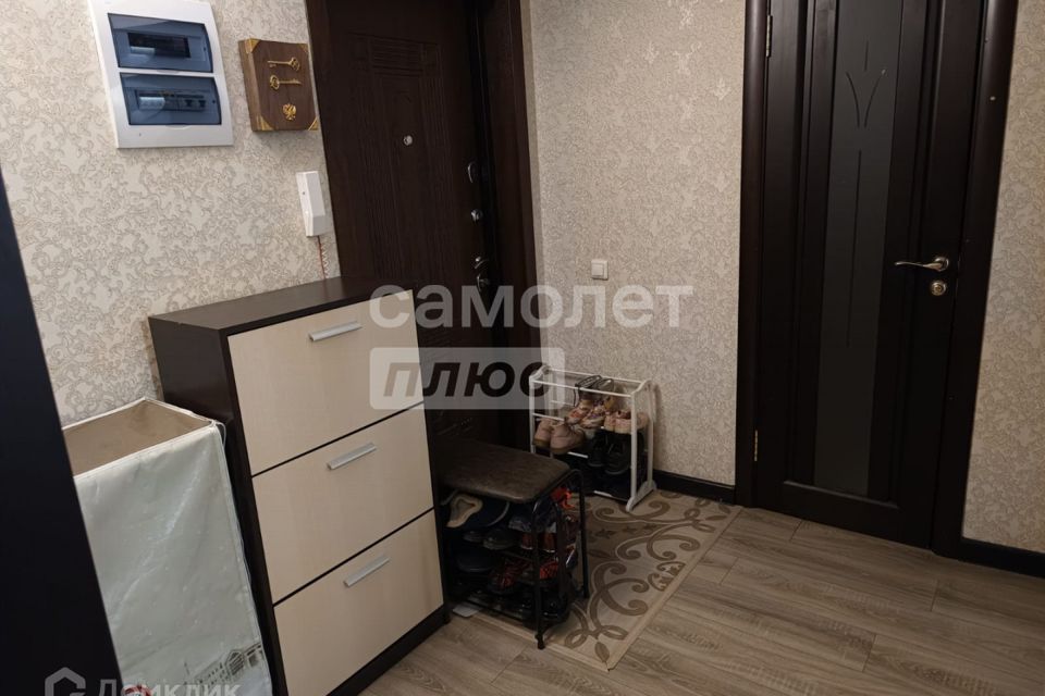 Продаётся 1-комнатная квартира, 42.6 м²