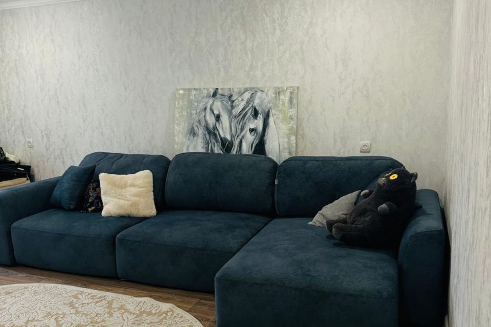 Продаётся 2-комнатная квартира, 57 м²