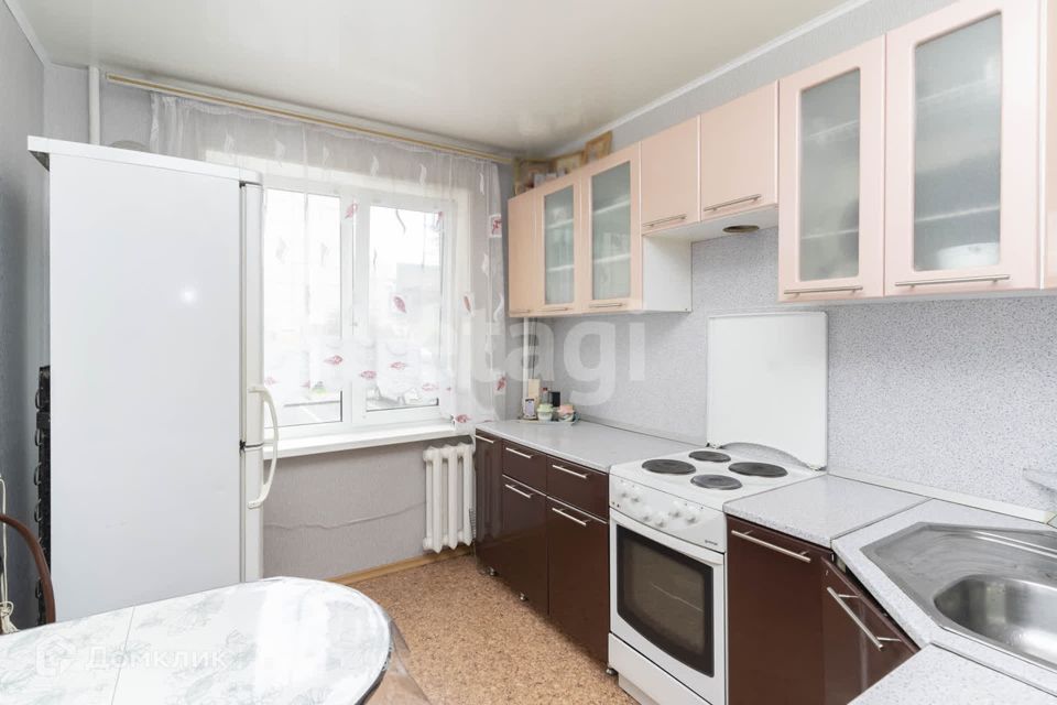 Продаётся 3-комнатная квартира, 63.5 м²