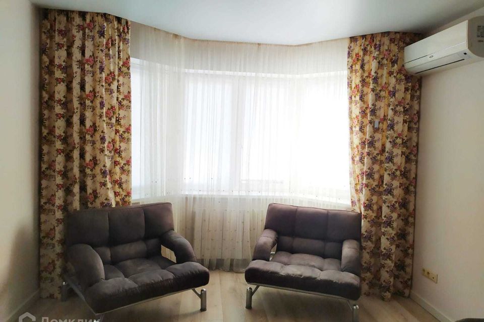 Продаётся 3-комнатная квартира, 116 м²