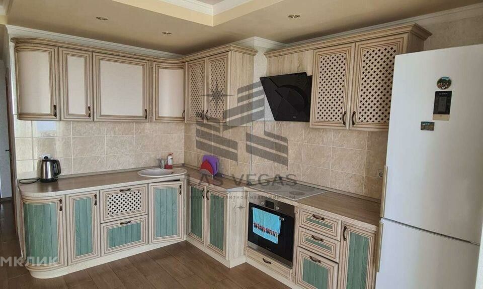 Сдаётся 2-комнатная квартира, 88 м²