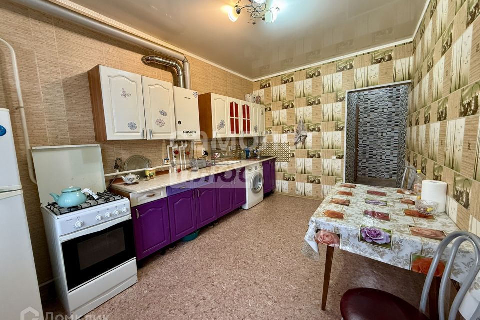 Продаётся 2-комнатная квартира, 63.3 м²