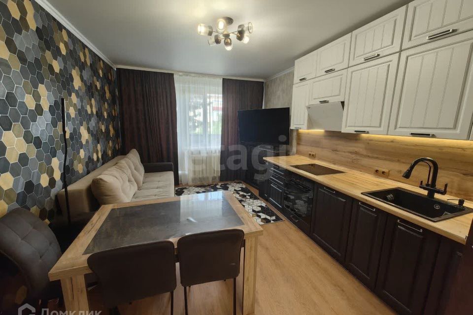 Продаётся 2-комнатная квартира, 50.7 м²