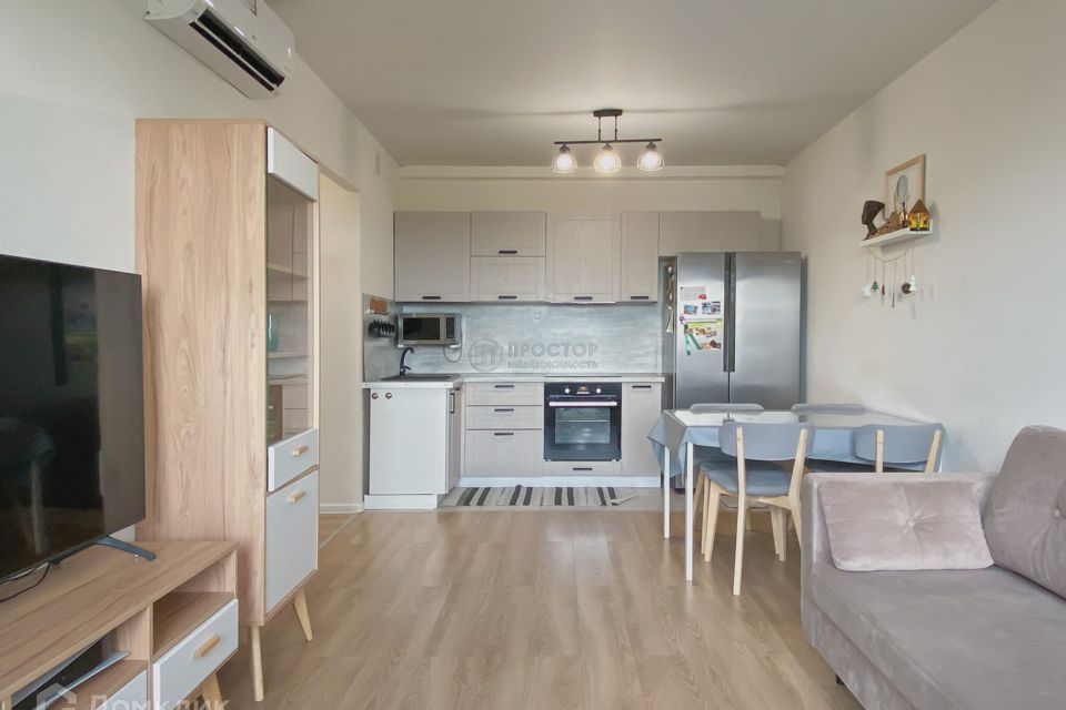 Продаётся 2-комнатная квартира, 59.6 м²