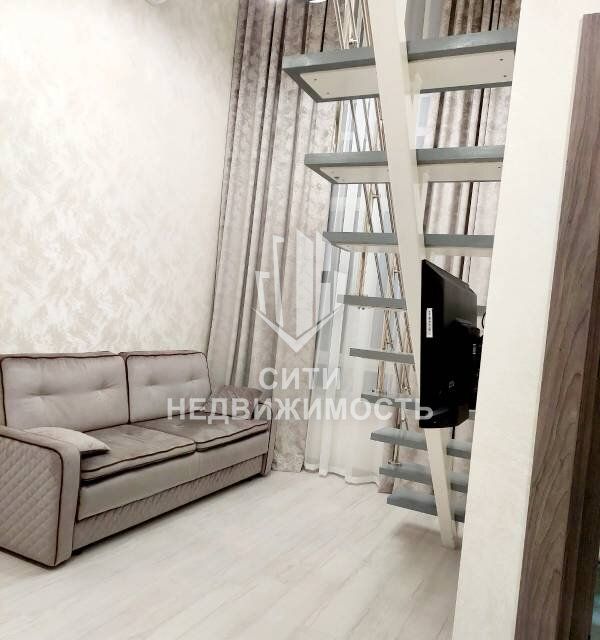 Продаётся 1-комнатная квартира, 32 м²