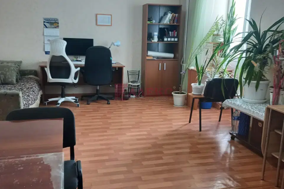 Продаётся 1-комнатная квартира, 62 м²