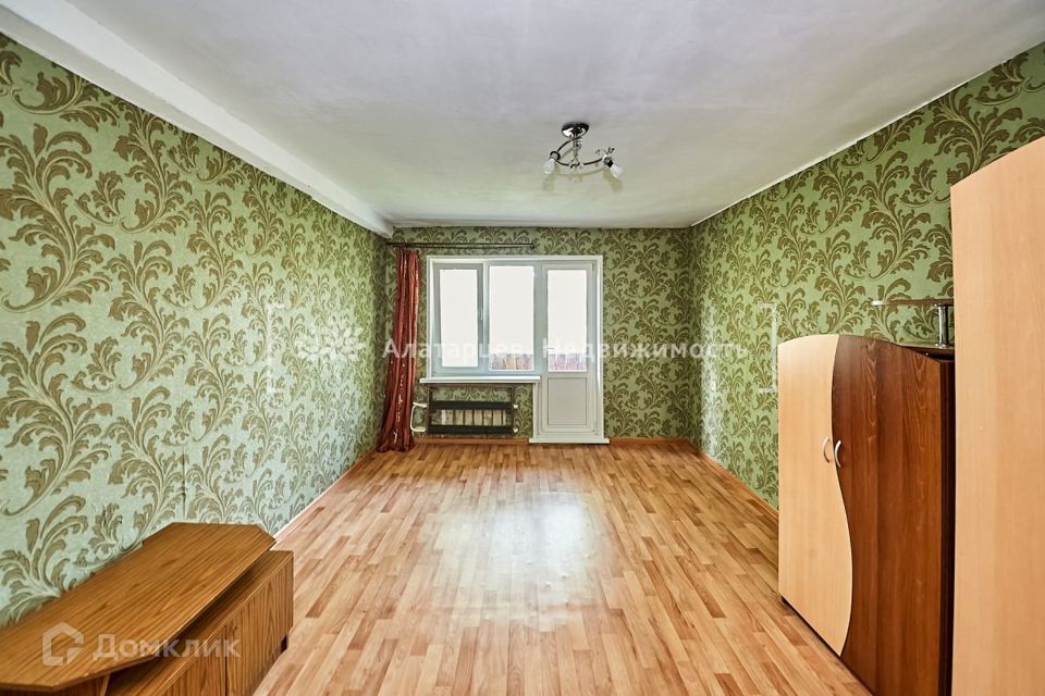 Продаётся 3-комнатная квартира, 59.3 м²