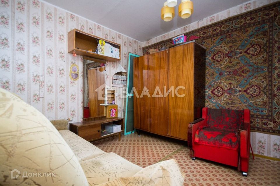 Продаётся 3-комнатная квартира, 46.9 м²