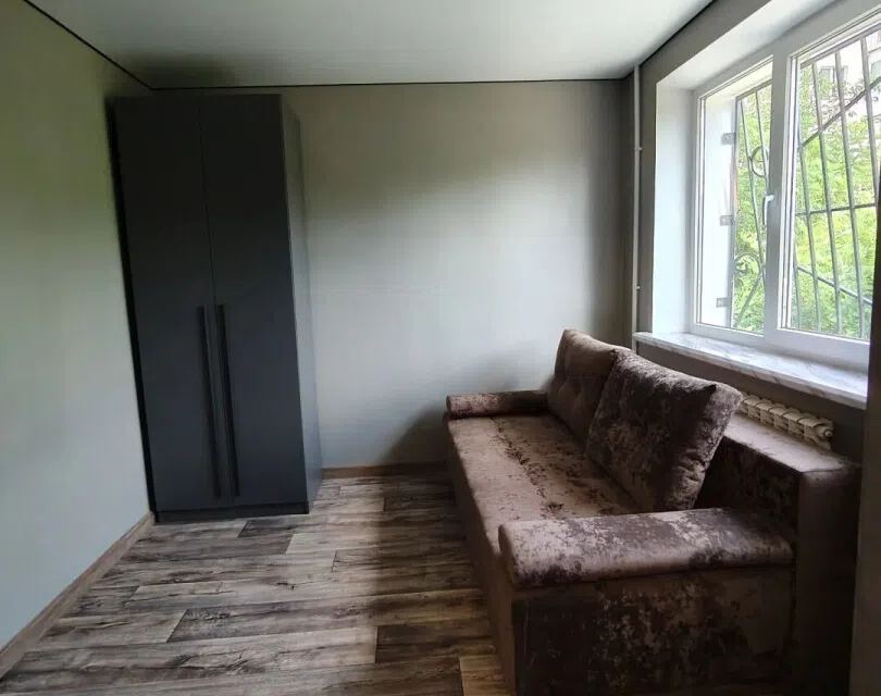 Продаётся 3-комнатная квартира, 46.4 м²