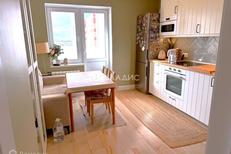 Продаётся 2-комнатная квартира, 81 м²