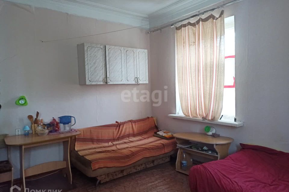 Продаётся комната в 3-комн. квартире, 16.8 м²