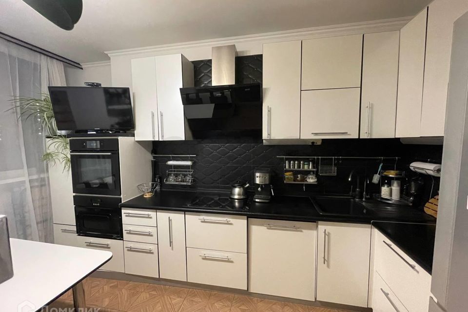 Продаётся 2-комнатная квартира, 60 м²