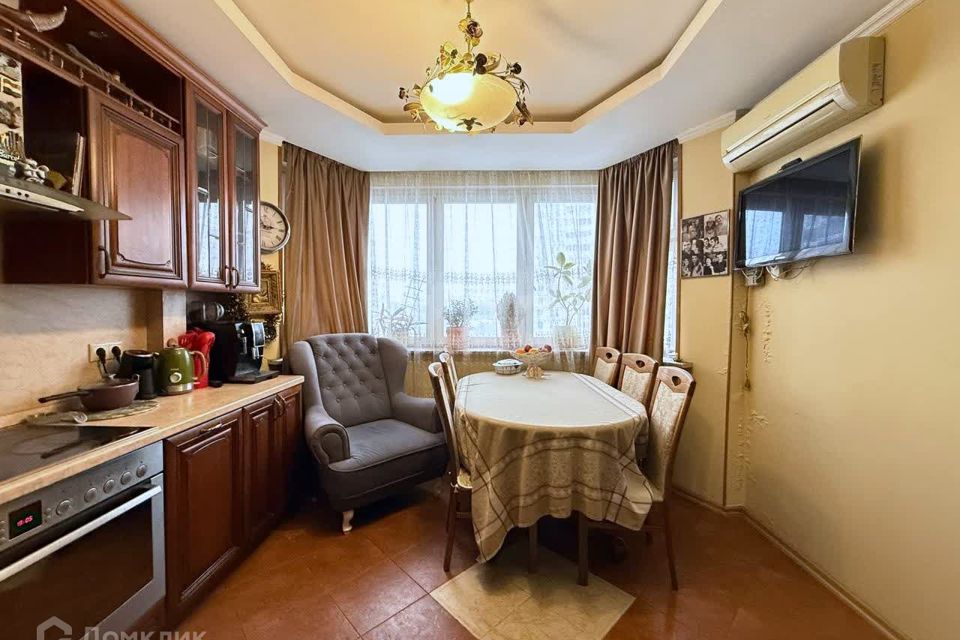 Продаётся 3-комнатная квартира, 76.1 м²