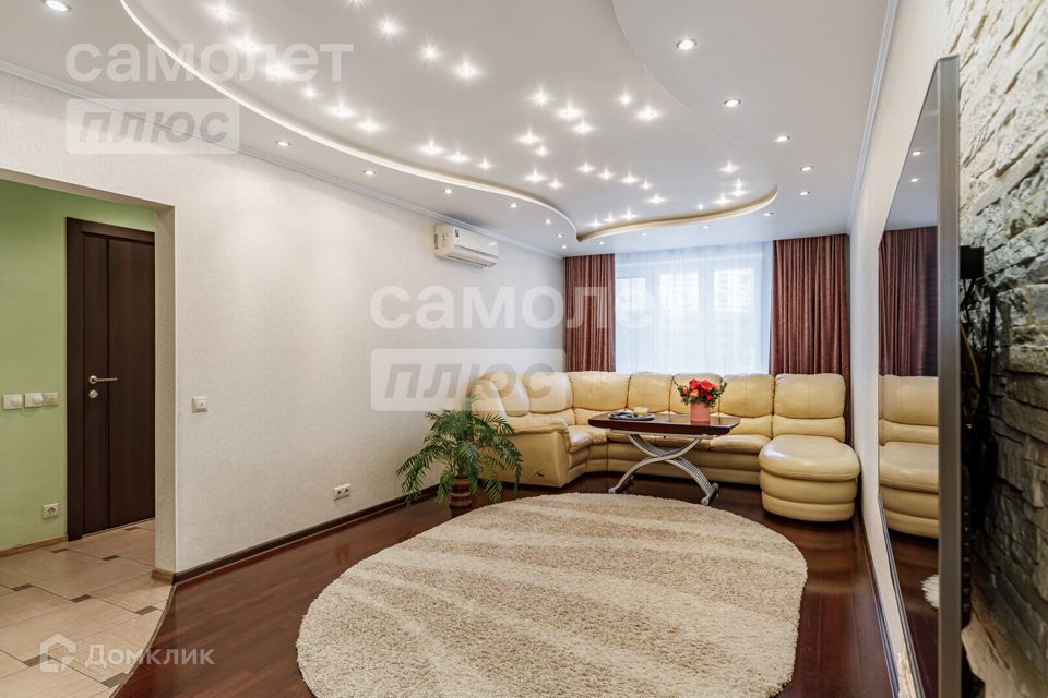 Продаётся 3-комнатная квартира, 100.4 м²