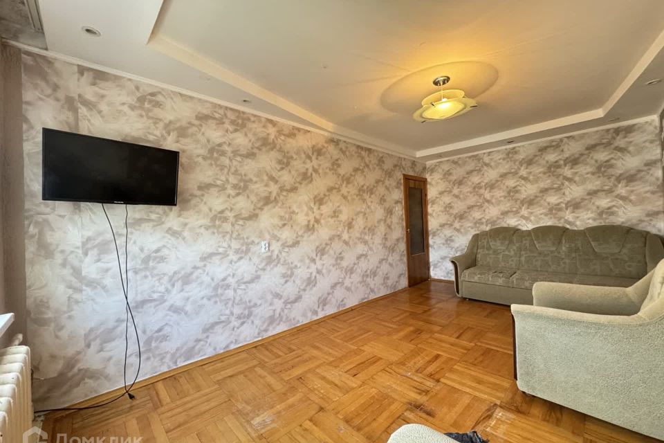 Продаётся 2-комнатная квартира, 55.9 м²