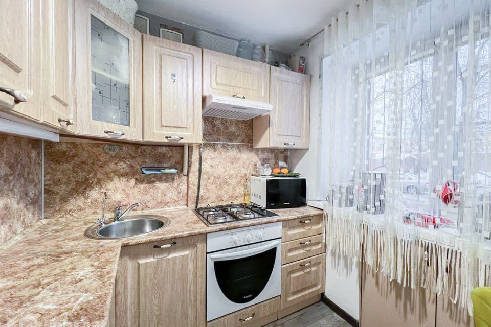 Продаётся 3-комнатная квартира, 59.1 м²