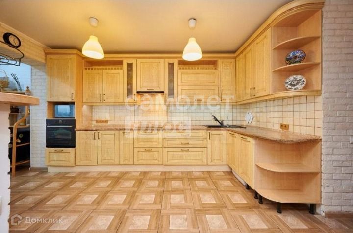 Продаётся 3-комнатная квартира, 100 м²