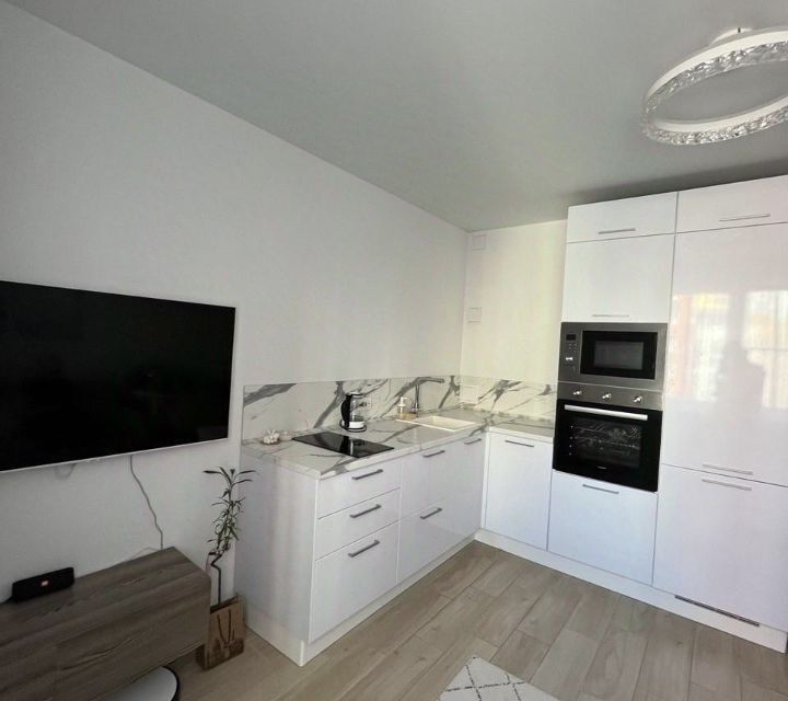 Продаётся 2-комнатная квартира, 60.9 м²